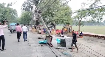 দিনাজপুরে ১০ মিনিটের কালবৈশাখী ঝড়ে তাণ্ডবে লণ্ডভণ্ড 